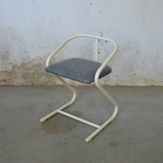 Image 1 of 2 chaises tubulaires
