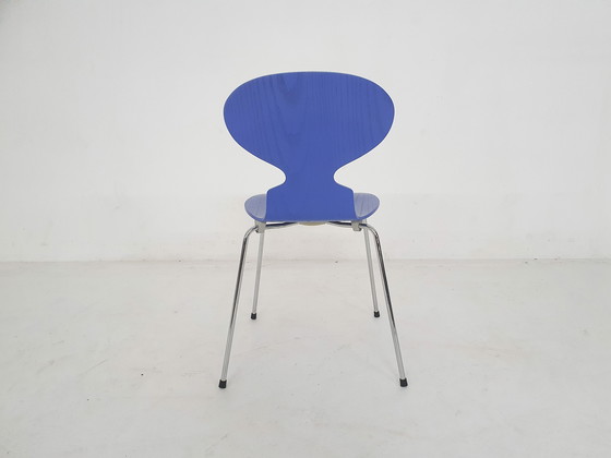 Image 1 of Silla de madera "Ant" de Arne Jacobsen para Fritz Hansen Ultramarine (L15), Dinamarca, 1996