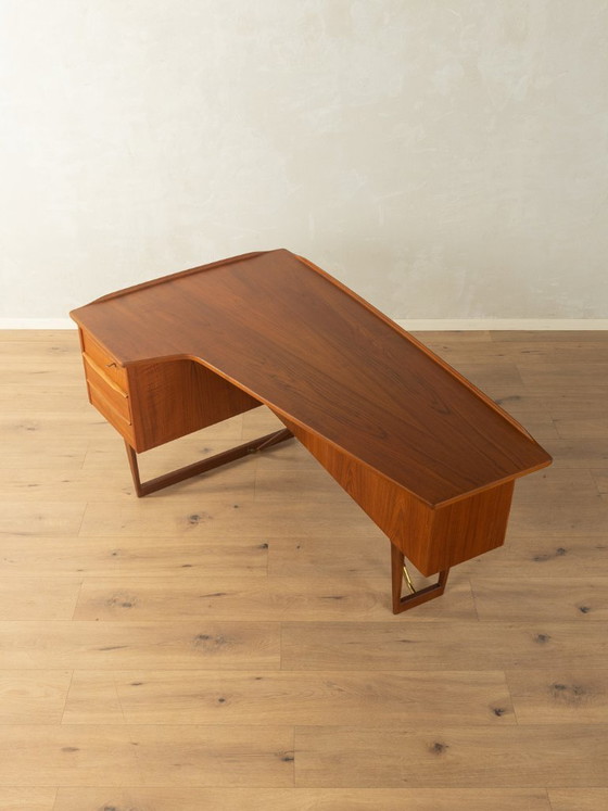 Image 1 of Boomerang-bureau, Peter Løvig Nielsen