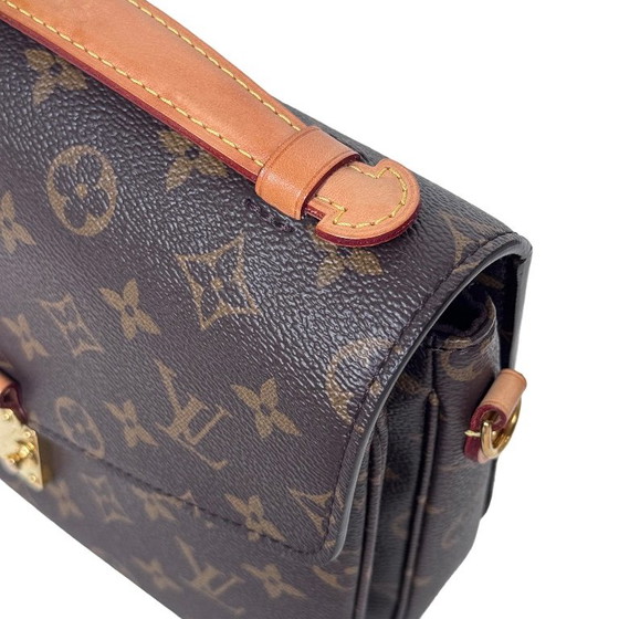 Louis Vuitton Pochette Métis – Crossbody bags, Calfskin (photo 5 of 12)