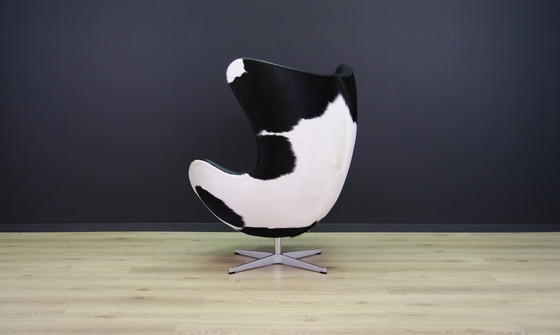 Image 1 of Chaise Egg, Design danois, Designer : Arne Jacobsen, Fabricant : Fritz Hansen