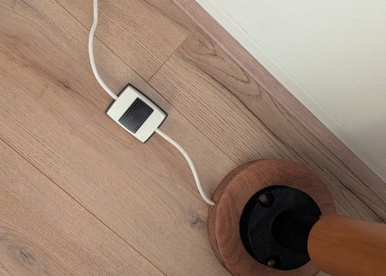 Lampada vintage in legno mid-century Massive forma particolare – Lampade da terra, Vetro, Metallo (photo 5 of 8)