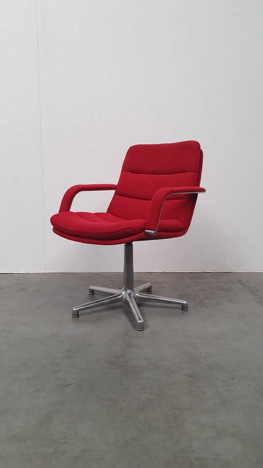 Artifort Channel Geoffrey Harcourt Stuhl