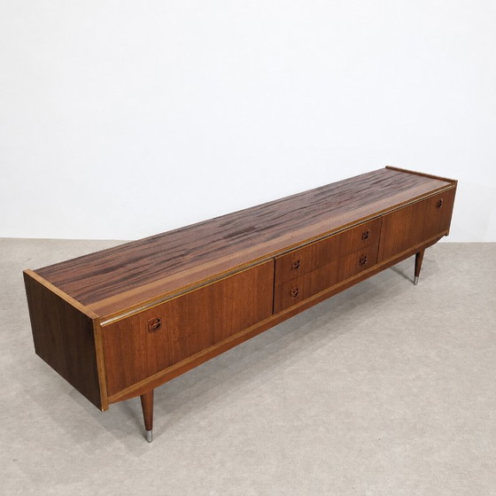 Image 1 of Vintage Lowboard uit de jaren 60 – 1960