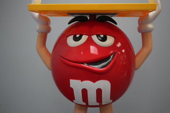 Image 1 of Rarissimo supporto in plastica della mascotte dell'azienda di caramelle M&M's, anni Novanta.