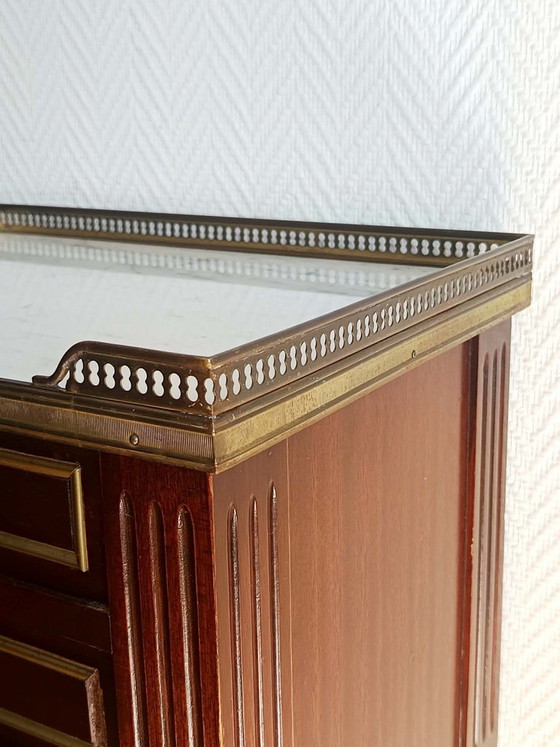 Nachttisch oder Chiffonnière im Louis XVI Stil – Beistelltische, Wood (photo 3 of 10)