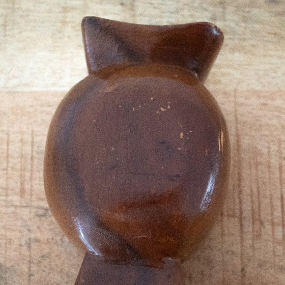 Handgeschnitzte Eulenfigur aus Holz im Mid-Century-Modern-Stil – Dekorative Objekte, Wood (photo 7 of 9)