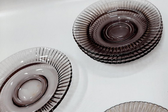 Image 1 of 6 x vintage paarse glazen dessertborden