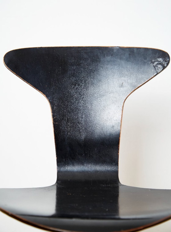 Image 1 of Page 1 of 15 Arne Jacobsen 3115 Mosquito Office Chair for Fritz Hansen