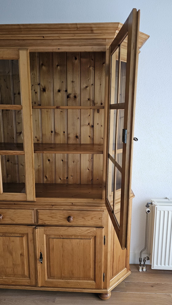 Image 1 of Vetrina in pino