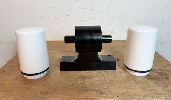 Image 1 of Applique industriale in bachelite marrone con vetro opalino, anni '60