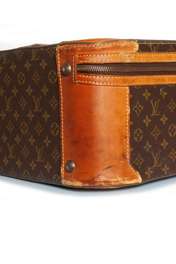 Image 1 of Baule Louis Vuitton in tela morbida con monogramma