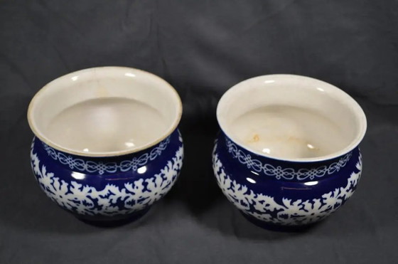 Par de Macetas de Porcelana del Sudeste Asiático, finales del siglo XIX – Porcelain (photo 3 of 12)