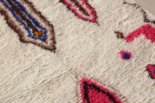 Handmade Moroccan rug 250cm x 150cm