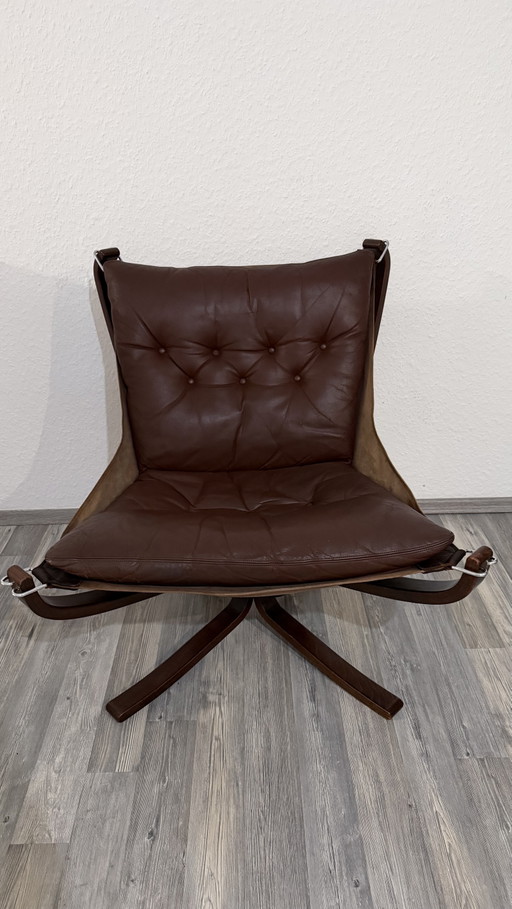 Falcon armchair