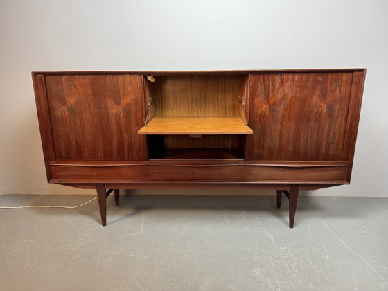 Image 1 of Skandinavisches Mid-Century-Design-Highboard, zugeschrieben E.W. Bach für Sejling Skabe, Dänemark, 1960er Jahre