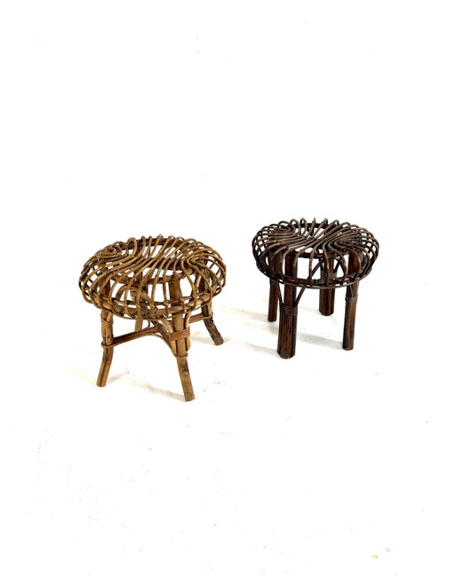 Set van 2 rotan krukjes, Frankrijk ‘70