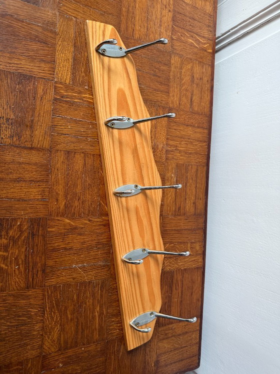 Image 1 of Appendiabiti in legno - 5 ganci in metallo