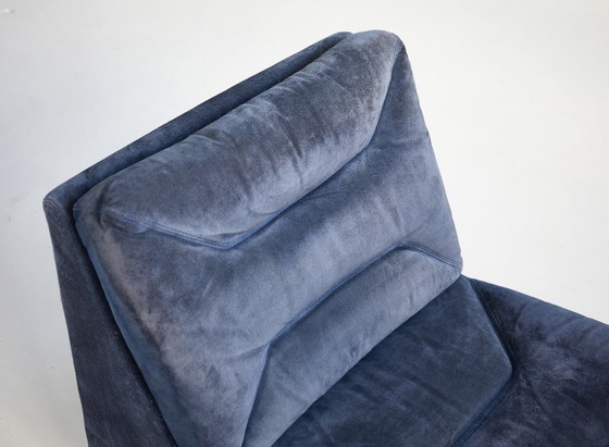 Image 1 of Fauteuil en daim et métal dans le style de Jacques Charpentier