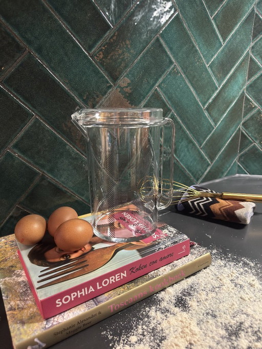 Guzzini “Chef Line” measuring cup design by B. Gecchelin ca. 1985–1992.