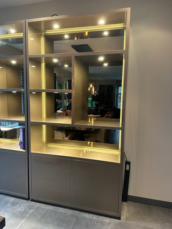 2x Armadi Design di Lusso Su Misura
Champagne Metallico, Armadi a muro, Legno, Rosa (foto 6 di 15)