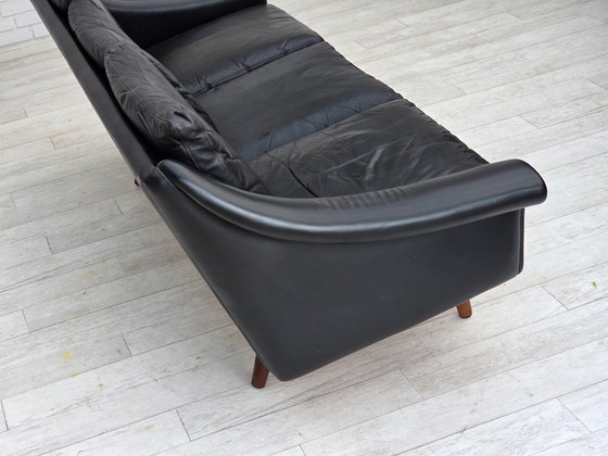 Image 1 of Jaren 60, Deens ontwerp van Aage Christensen, 3-zitsbank, leer.