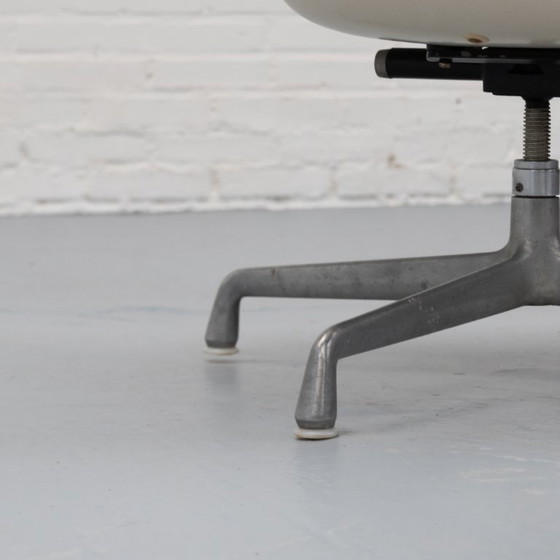 Eames Loose Cushion Fauteuil Herman Miller 70's – Fiberglass (photo 12 of 14)