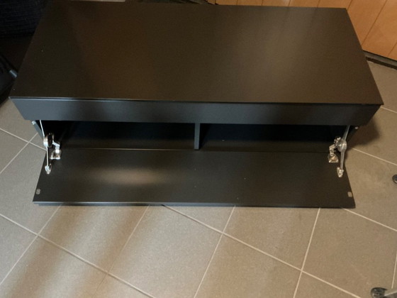 Image 1 of Bellissimo mobiletto di design moderno e in buone condizioni