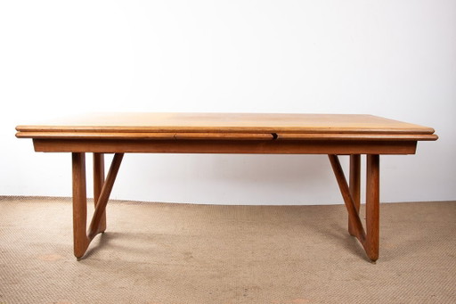 Très grande table de repas extensible, 320 cm, en chêne par Guillerme et Chambron pour Votre Maison 1960.