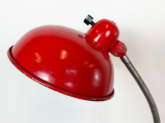 Large Red Industrial German Workshop Table Lamp From Helo Leuchten, 1950s – Chrome, Iron (photo 4 of 25)