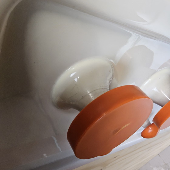 Image 1 of Appendiabiti da parete arancione vintage/spaziale con specchio (anni '70) appendiabiti in plastica e specchio