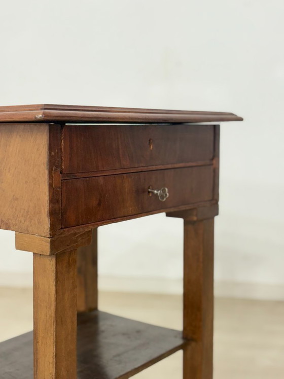 Image 1 of Antieke Biedermeier/Gründerzeit naaitafel - uniek exemplaar met sterinleg