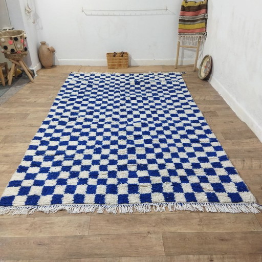 Marokkanischer Teppich mit blauem Schachbrettmuster – Berberteppich mit blauem Schachbrettmuster | 316 × 195 cm