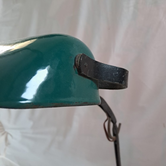 Image 1 of Schaco G1285 Notarlampe, zweiarmig, Emaille-Schirm aus den 1920er Jahren