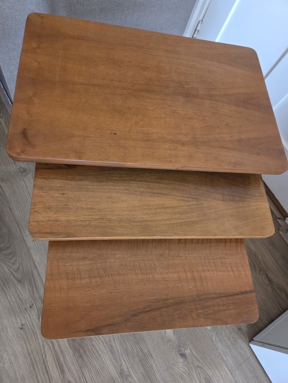 Image 1 of Vintage bijzettafels nesting tables