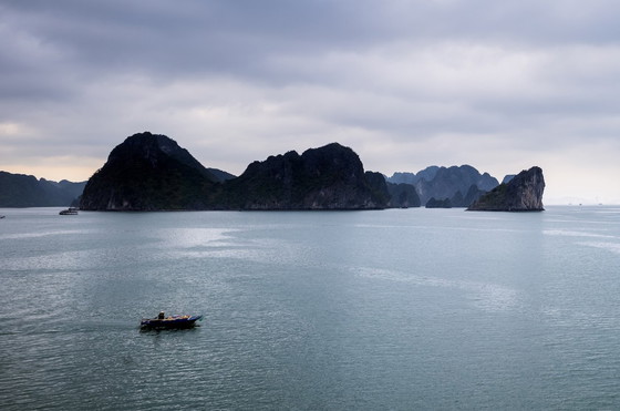 Image 1 of Along-Bucht