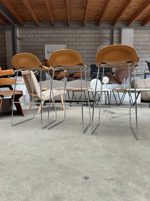 Taburete GUBI 3D de Komplot Design