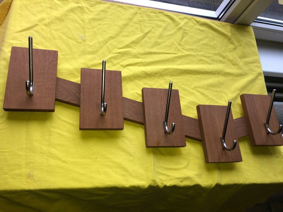 Image 1 of Appendiabiti da parete vintage in legno massello con 5 ganci - 94 cm