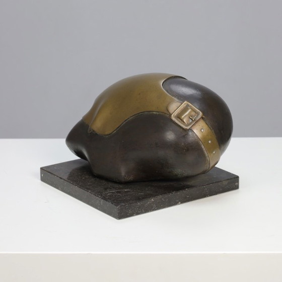 Image 1 of Sculpture Masked Face par Jos van Vreeswijk