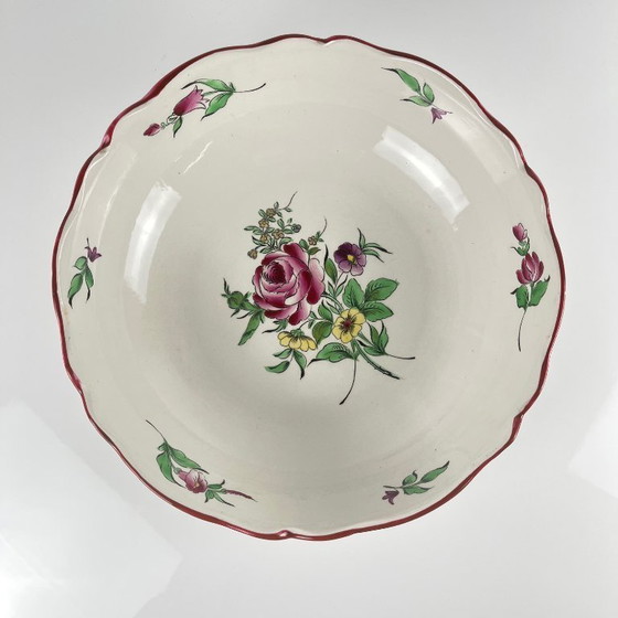 Image 1 of Ensaladera con borde festoneado modelo Réverbère de KG Lunéville