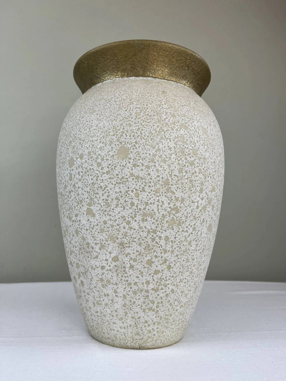 Vase émaillé moucheté crème avec bord doré, années 1970. – Scheurich W-Germany, Porcelain, Ceramic (photo 8 of 10)