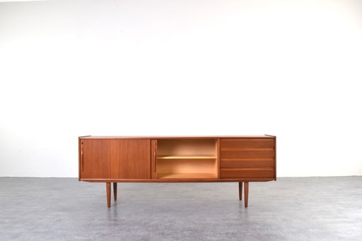 Dänisches Teakholz-Sideboard aus der Mitte des Jahrhunderts, 1960er Jahre.