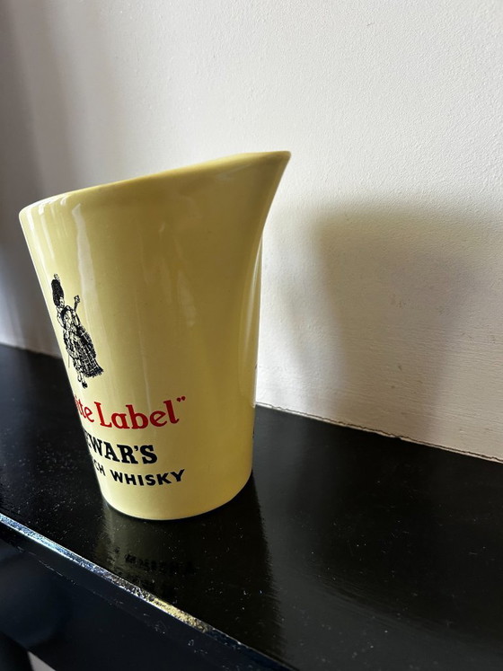 Image 1 of Brocca d'acqua vintage in ceramica con etichetta bianca