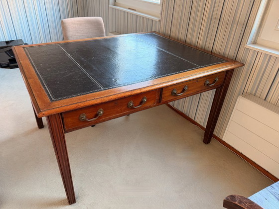 Image 1 of Prachtig Engels Partners Desk met Lederen Inleg