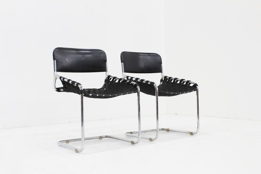 Sillas italianas vintage en cuero negro y cromo, años 70