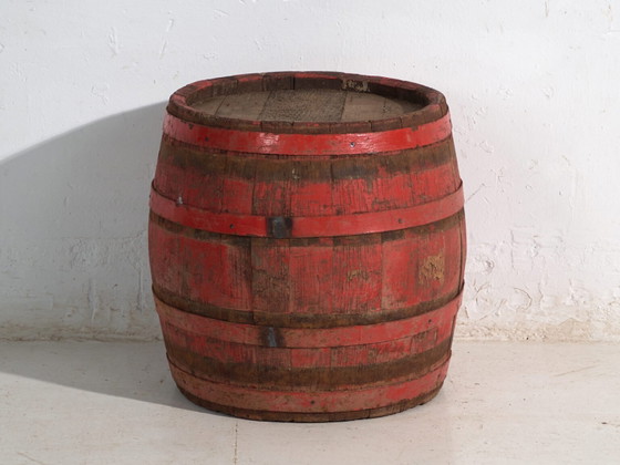 Antique wooden barrel with iron straps – Central Europe, circa 1920 – Decorative Objects, Rustic (photo 32 of 40)