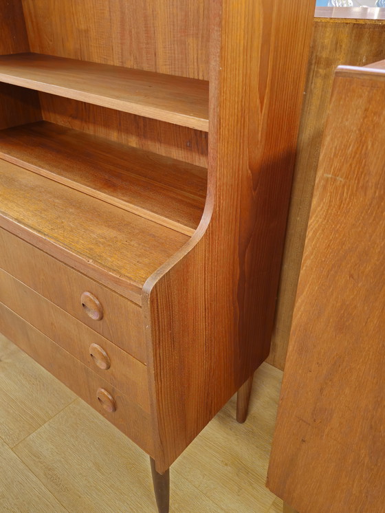 Image 1 of Vintage Deense Boekenkast Openkast Ladekast