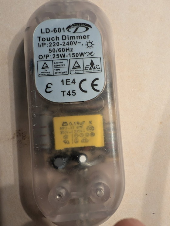 Image 1 of Set (2) bureau, tafel-, of nachtkast-lampen. Vintage design.