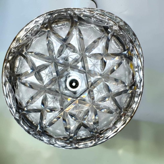 Lampada a sospensione in stile moderno italiano a forma di UFO, con vetro tagliato e cromo, anni '70. (photo 8 of 15)