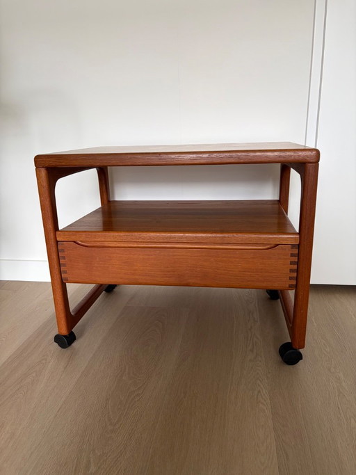 Vintage Dänischer Teak Beistelltisch auf Rollen - BR Gelsted